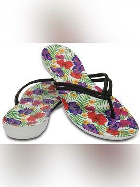 Crocs Iconic Comfort Isabella Graphic Flip Flop Size 9